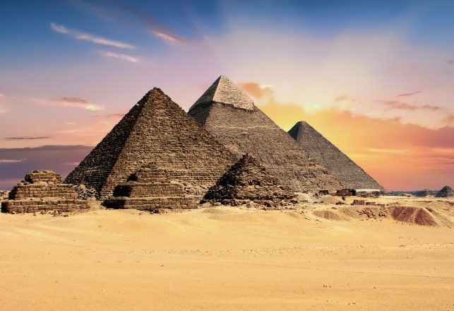Over 18,000 Pottery Sherds Reveal Ancient Egyptian Life